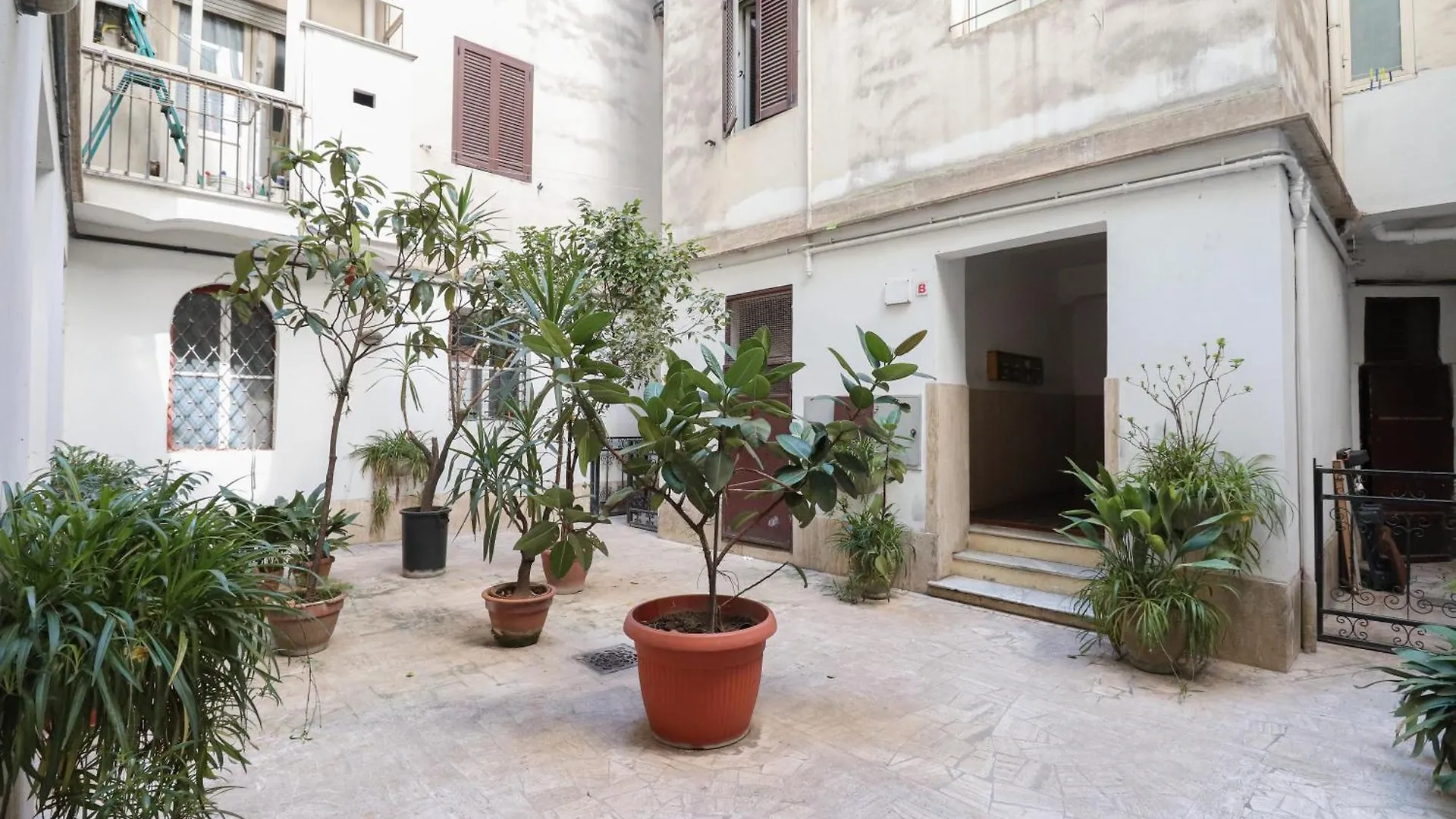 Appartamento In Via Plauto روما شقة